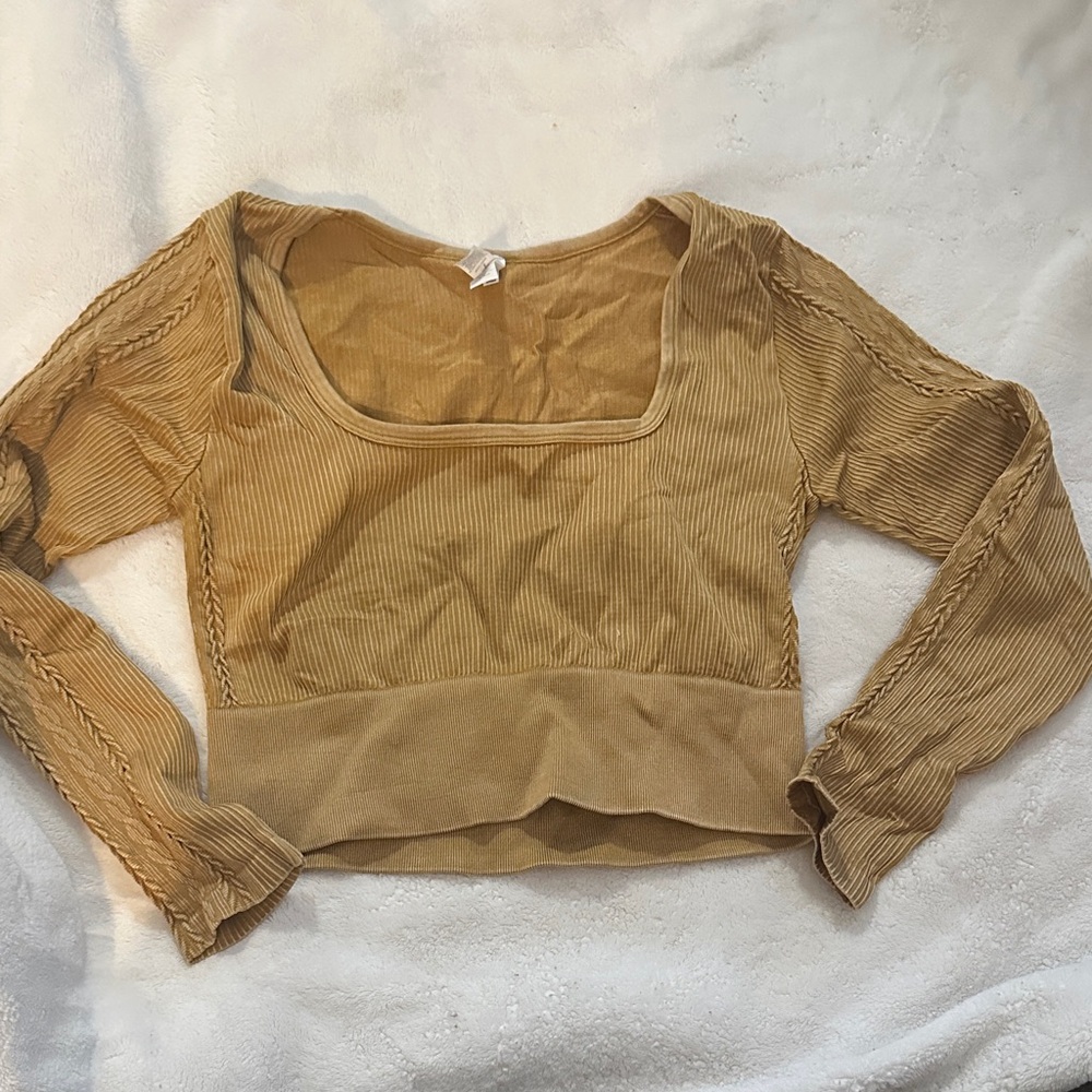 Cropped Square-Neck top